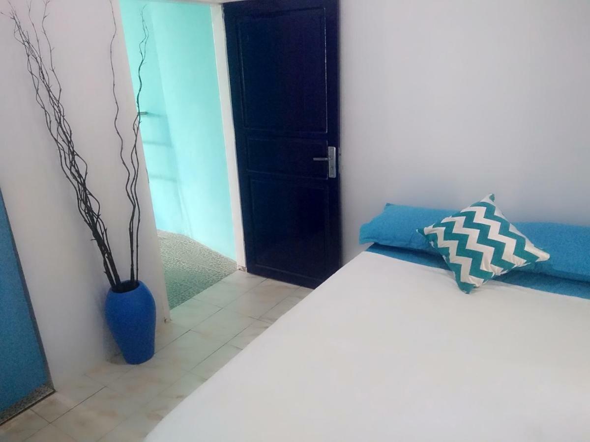 Blue Coral Homestay Karimunjawa Exterior foto