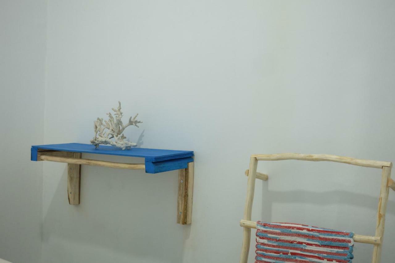 Blue Coral Homestay Karimunjawa Exterior foto